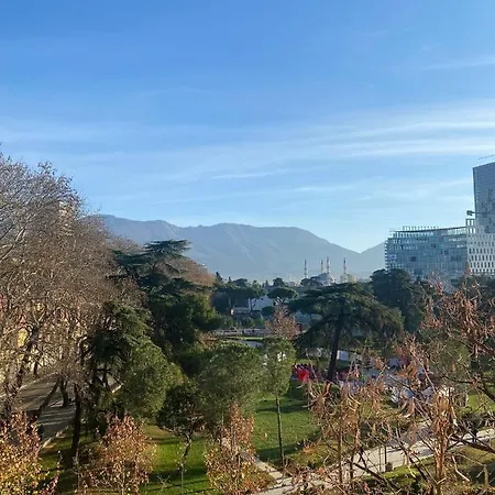 Park * Tirana